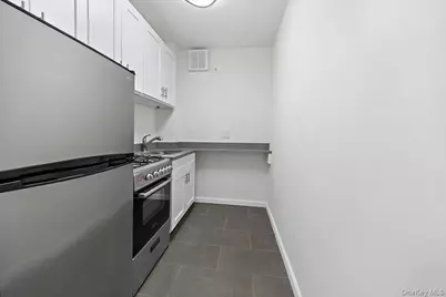 2630 Kingsbridge Terrace #5HI, Bronx, NY 10463 - Photo 2