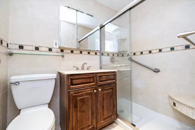 22 North Forest Avenue #1E, Rockville Centre, NY 11570 - Photo 10