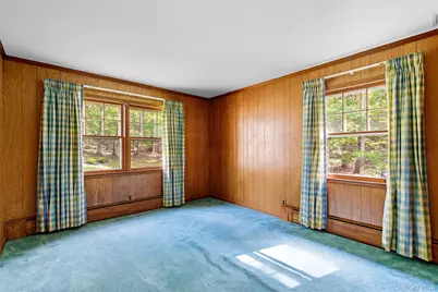 250 Manor Road, Huntington, NY 11743 - Photo 24