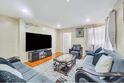 323 Barbey Street, Brooklyn, NY 11207 - Photo 10