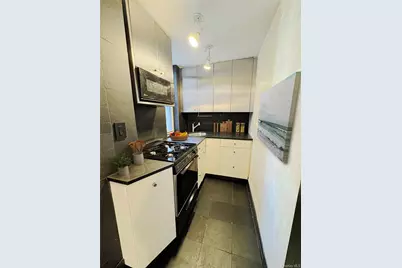 333 E 53rd Street #5C, New York, NY 10022 - Photo 8