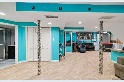 21 Jasper Street, Valley Stream, NY 11580 - Photo 18