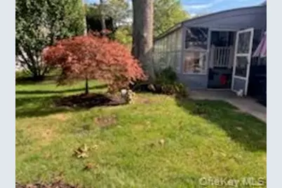 Old Country Old Country Road #44, Riverhead, NY 11901 - Photo 2