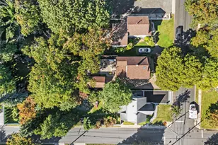 1708 Cornelius Ave, Wantagh, NY 11793 - Photo 36