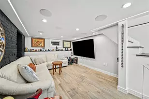 1708 Cornelius Ave, Wantagh, NY 11793 - Photo 20