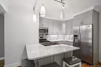 255 Bronx River Road #8J, Yonkers, NY 10704 - Photo 1