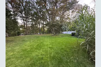 21 Fuller Street, Dix Hills, NY 11746 - Photo 46