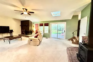 21 Fuller St, Dix Hills, NY 11746 - Photo 10