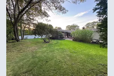 21 Fuller Street, Dix Hills, NY 11746 - Photo 44