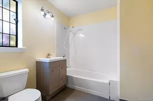 304 Kilburn Rd S, Garden City, NY 11530 - Photo 14