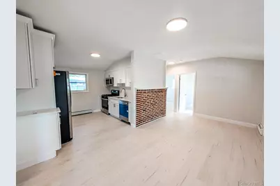 29 Boulevard Avenue, Central Islip, NY 11722 - Photo 4