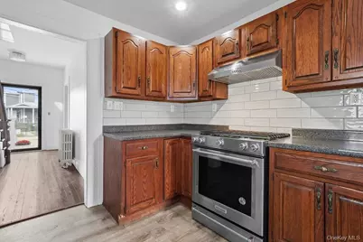 21 Cozzens Avenue, Highland Falls, NY 10928 - Photo 14