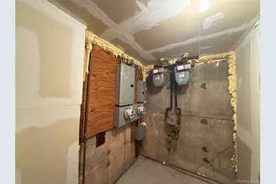 19005 48th Avenue, Fresh Meadows, NY 11365 - Photo 36