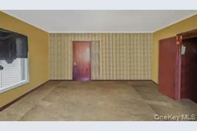 22 Middleville Road, Northport, NY 11768 - Photo 18