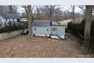 22 Middleville Road, Northport, NY 11768 - Photo 2