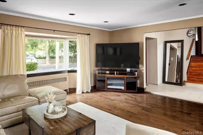 504 Saddle Ridge Road, Woodmere, NY 11598 - Photo 6