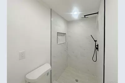 86 Wilson Avenue, Medford, NY 11763 - Photo 10