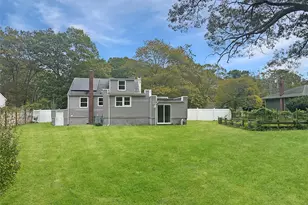 86 Wilson Ave, Medford, NY 11763 - Photo 16