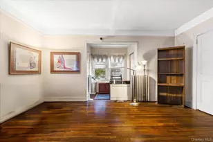 4534 Hoxie St, Bronx, NY 10470 - Photo 6