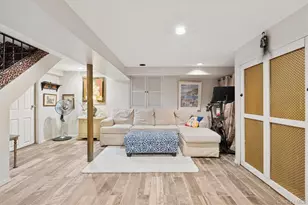 52-11 Redfield St, Douglaston, NY 11362 - Photo 26