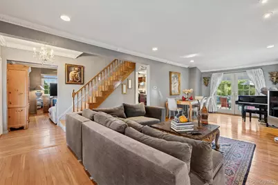 5211 Redfield Street, Douglaston, NY 11362 - Photo 10