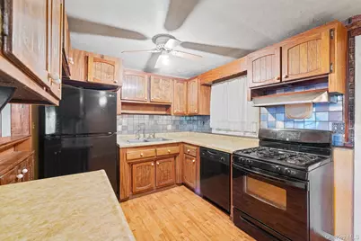 20 Badger Street, New City, NY 10956 - Photo 10