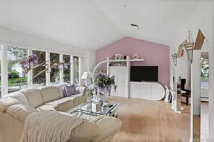 5 Roy Dr, Nesconset, NY 11767 - Photo 4