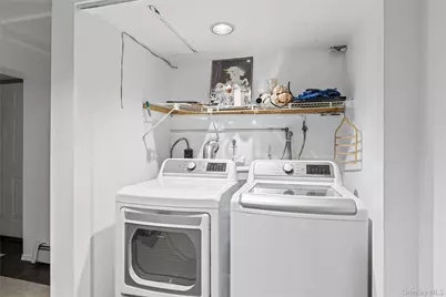 5 Roy Drive, Nesconset, NY 11767 - Photo 20