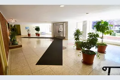 2 Sadore Lane #1R, Yonkers, NY 10710 - Photo 4