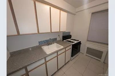 2 Sadore Lane #1R, Yonkers, NY 10710 - Photo 14