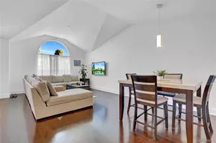 704 Breton Wy, Glen Cove, NY 11542 - Photo 4