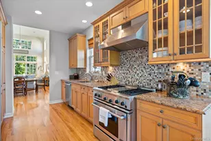 48 Dune Dr, Jamesport, NY 11947 - Photo 10