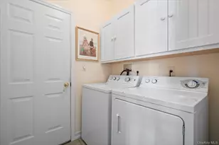 48 Dune Dr, Jamesport, NY 11947 - Photo 16