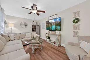 126 Foxwood Dr S, Newburgh, NY 12550 - Photo 24