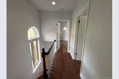 215 Middle Neck Road #D3, Great Neck, NY 11021 - Photo 14