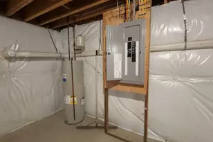 516 Neighborhood Rd, Shirley, NY 11967 - Photo 16