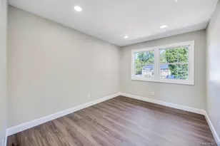 2 Pearl Pl, Greenlawn, NY 11740 - Photo 20