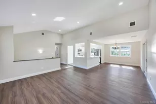 2 Pearl Pl, Greenlawn, NY 11740 - Photo 4