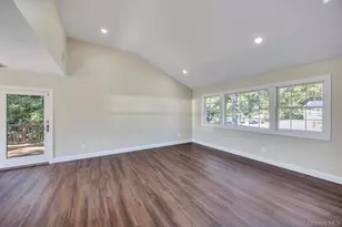 2 Pearl Pl, Greenlawn, NY 11740 - Photo 6