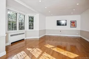 3 Campus Pl, Scarsdale, NY 10583 - Photo 8