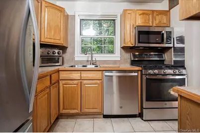 3 Campus Pl #1C, Scarsdale, NY 10583 - Photo 10