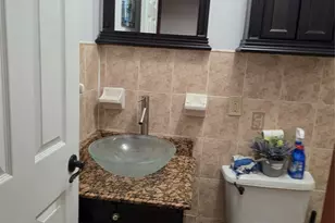 137-19 Southgate St, Springfield Gardens, NY 11413 - Photo 6