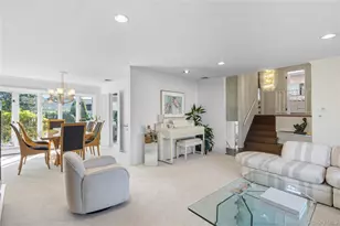 17 Center Dr, Syosset, NY 11791 - Photo 16