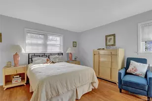 60 Elizabeth Dr, Bethpage, NY 11714 - Photo 12