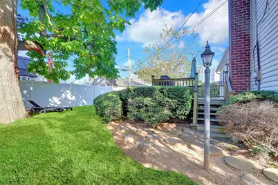 60 Elizabeth Drive, Bethpage, NY 11714 - Photo 14