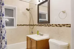 18 Plow Ln, Levittown, NY 11756 - Photo 8