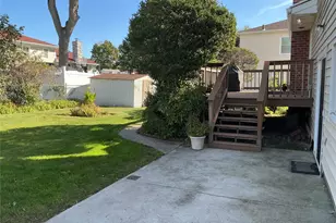 537 Church St, Westbury, NY 11590 - Photo 16