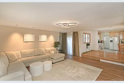 221 Burr Road, East Northport, NY 11731 - Photo 12