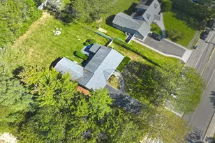 221 Burr Rd, East Northport, NY 11731 - Photo 32