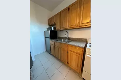 86-10 34th Avenue #624, Jackson Heights, NY 11372 - Photo 8